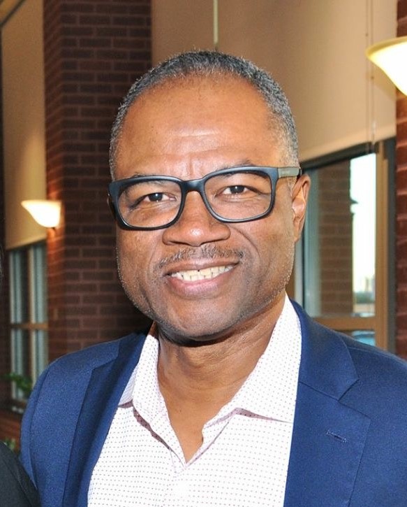 This image has an empty alt attribute; its file name is luke_bobo_image.jpg